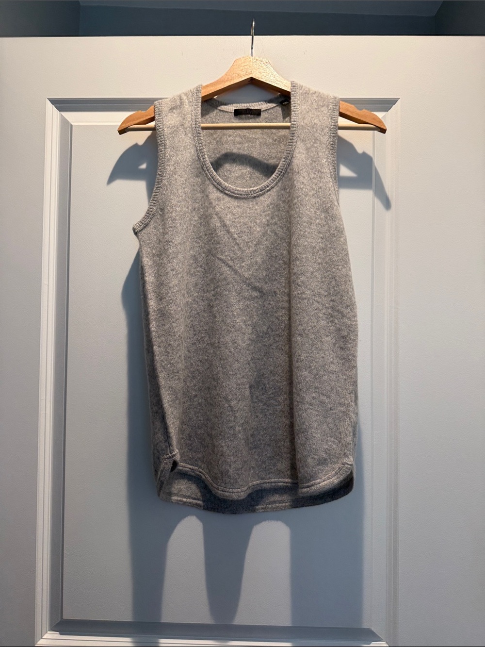 ATM Anthony Thomas Melillo Light Gray Scoop Neck Knit Tank